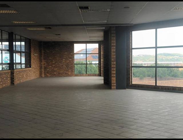 INDUSTRIAL PROPERTY TO RENT IN ROUTE 21 BUSINESS PARK